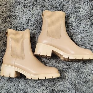 Women's boots